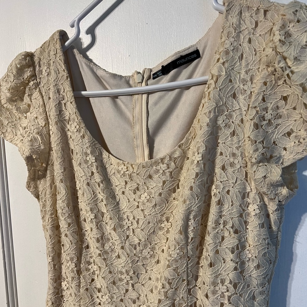 Maurices size 9/10 cream lace dress